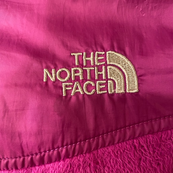 North Face Pink Fleece Zip Up - Picture 3 of 6